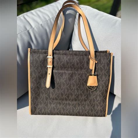 michael kors darien medium tote|Michael Michael Kors Darien Signature Medium Tote .